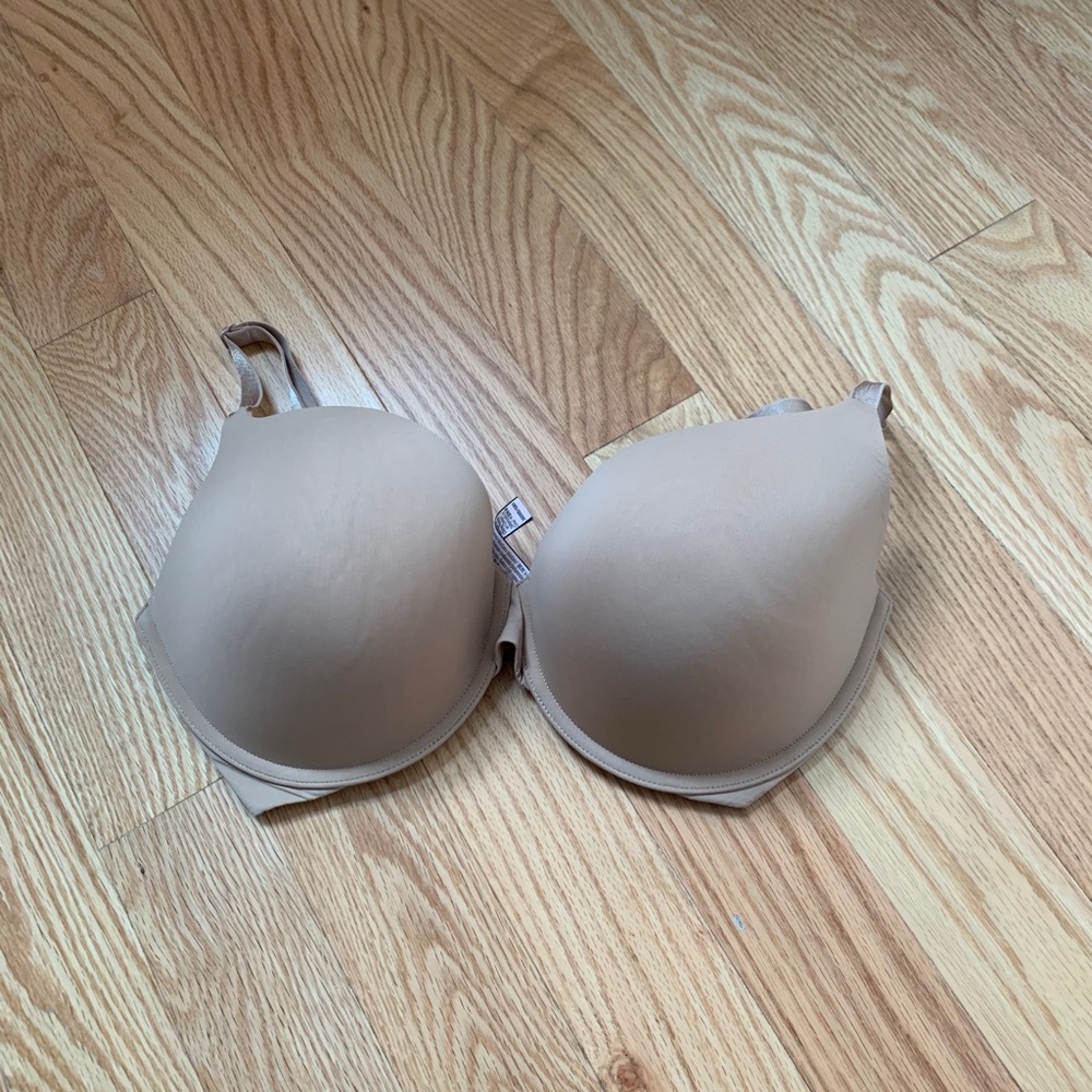 36DDD Nude Victoria Secret Bra